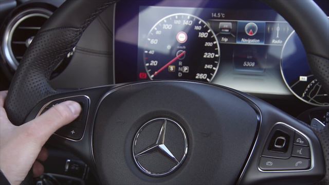 First Drive | 2016 Mercedes E Class | Driving.ca смотреть онлайн