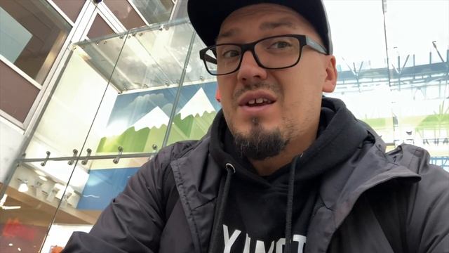 LIMITATIONS will make YOU more CREATIVE in Street Photography смотреть онлайн