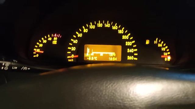 Mercedes W203 C270cdi запуск в холод смотреть онлайн