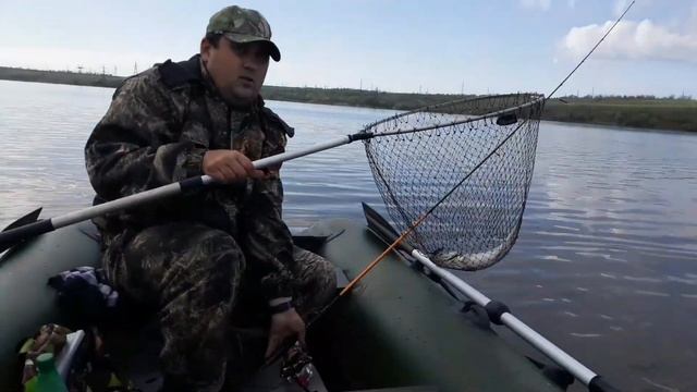 Ловля трофеев на спиннинг весной смотреть онлайн