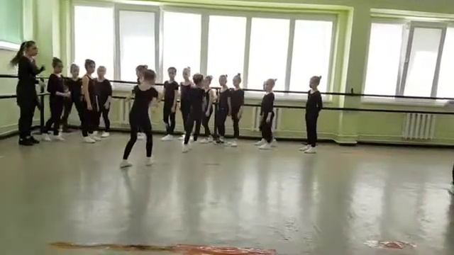 Открытый урок .Современные танцы смотреть онлайн