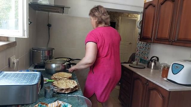 Блинчики для 11 детей, купили пианино. смотреть онлайн