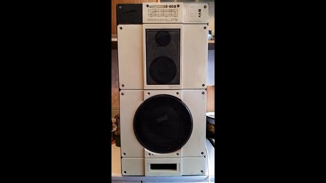 Radiotehnika S-90B несколько песен послушать как играет смотреть онлайн