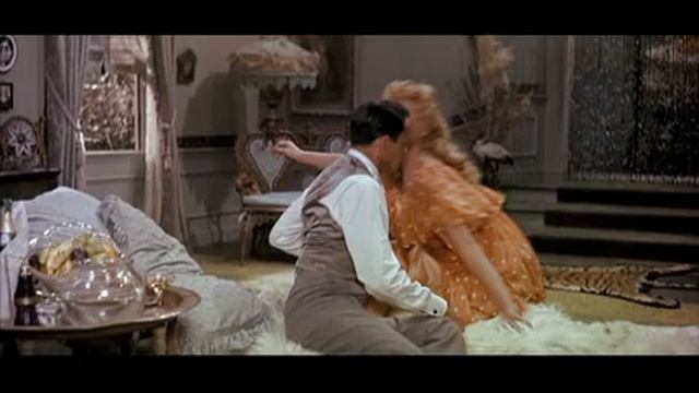 Let's Do It (Let's Fall In Love) - Frank Sinatra and Shirley Maclaine смотреть онлайн