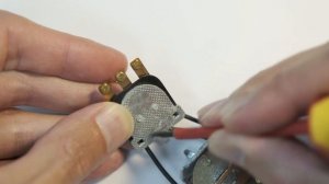 Почему дребезжит реле?