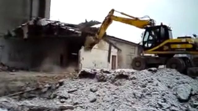 Bagry Málek - Zemní práce a autodoprava, JCB JS 145W смотреть онлайн