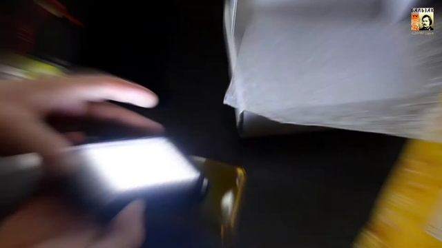 Накамерный свет Ulanzi Mini LED Video Light смотреть онлайн