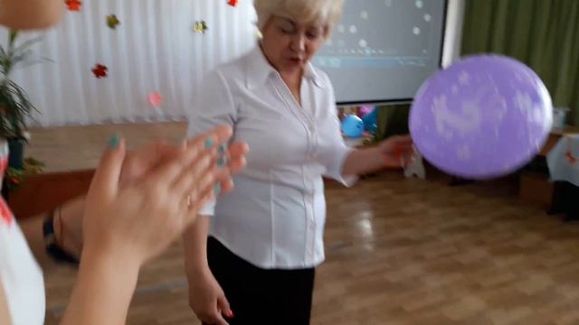 ЗКО п.Жанибек.Демонстрация одежды!Первая презентация компании Фаберлик в моем родном Жанибеке! смотреть онлайн