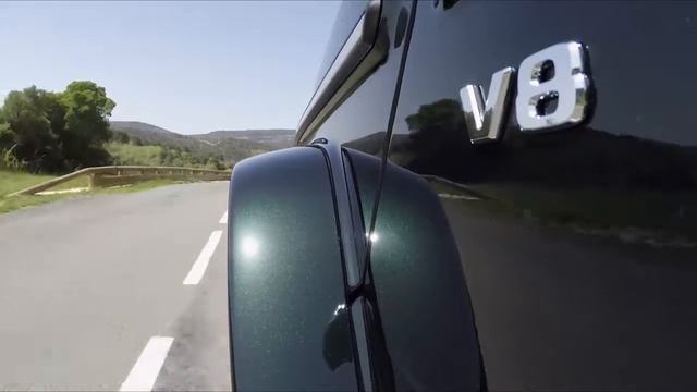 2018 Mercedes Benz G Class G500 emerald green metallic driving смотреть онлайн