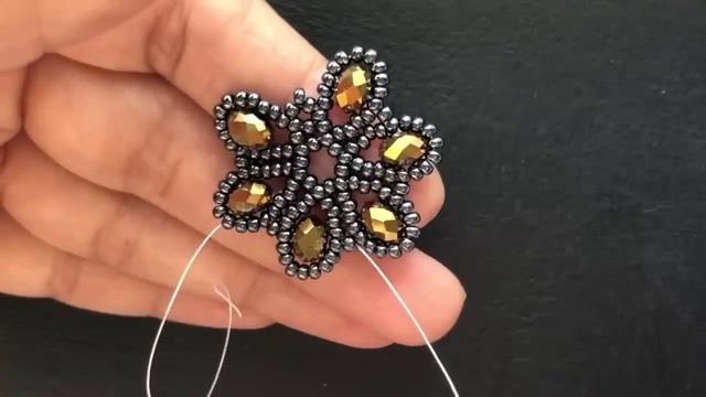 Falling Leaves Earrings. DIY Beaded Earrings.How to make earrings. Handmade earrings ? смотреть онлайн