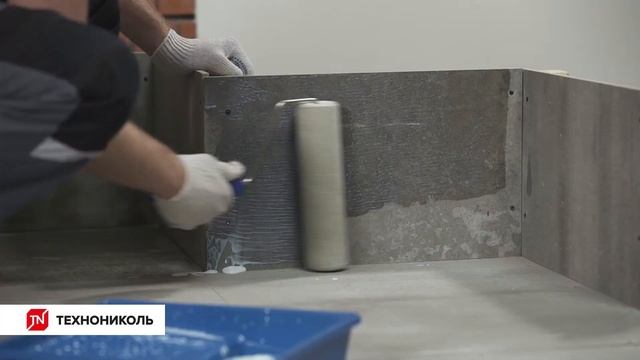 Монтаж самоклеящейся гидроизоляции пола ТЕХНОНИКОЛЬ под стяжку. смотреть онлайн