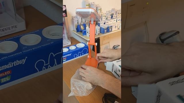 Обзор настольной лампы на аккумуляторе smartbuy JUMP смотреть онлайн