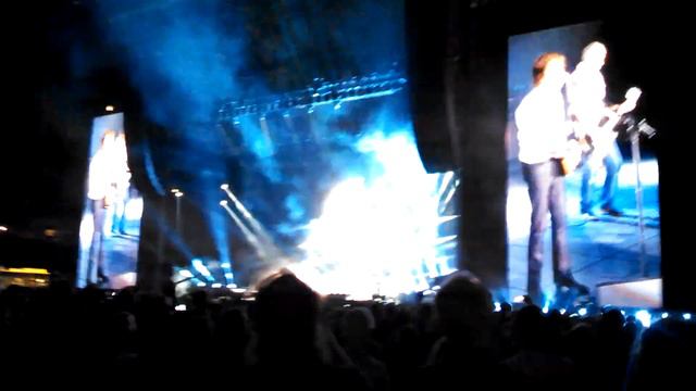 McCartney, Grohl, Novoselic, Smear- Cut Me Some Sl смотреть онлайн