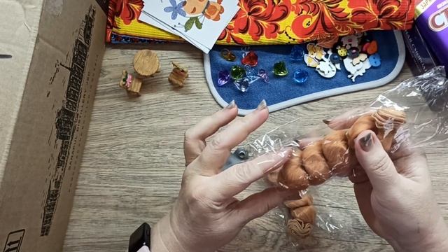 Подарок от Людмилы Зверевой СП Остатки пряжи в дело смотреть онлайн