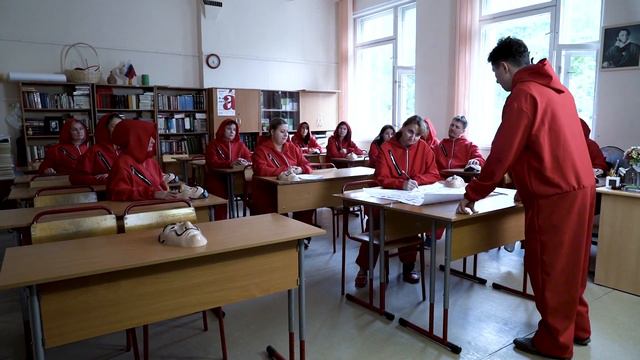 Поздравление от родителей 1511 ( La casa De Papel ) смотреть онлайн