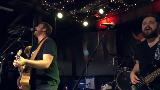 Bondra & Morris - Wagon Wheel (Darius Rucker Cover) смотреть онлайн