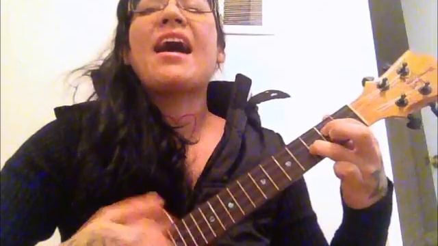 "Diamonds" Rhianna ukulele cover смотреть онлайн
