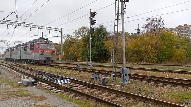 Вл80с-1588/2109 следует резервом по станции Таганрог 1 по 2 пути бригаде респект приветливая бригад смотреть онлайн