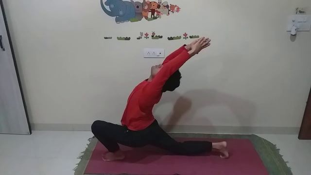 Moon salutations (Yoga Ravi) смотреть онлайн