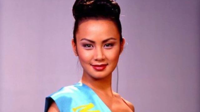 СРОЧНО! НАЗАРБАЕВ ПОДАРИЛ СВОЕЙ ТРЕТЬЕЙ ЖЕНЕ $30 МЛН ИТОГИ РАССЛЕДОВАНИЯ смотреть онлайн