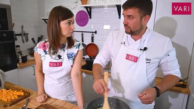 Программа "Вари вместе с VARI". Готовим ризотто с тыквой смотреть онлайн