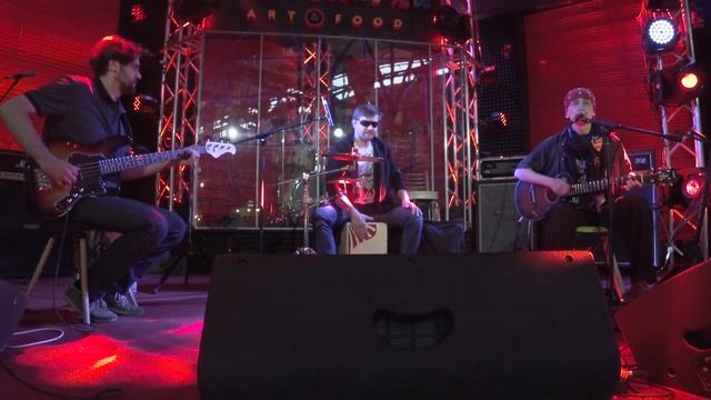 УМКА(6 июня — Москва, "Подсолнухи", акустика) смотреть онлайн