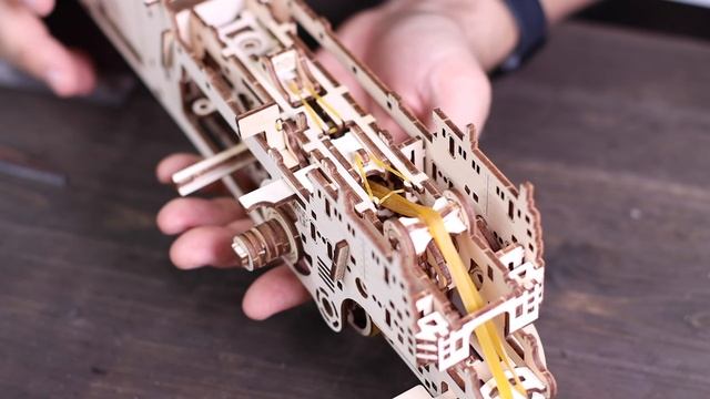 Собрал Действующий Корабль из Дерева / Ugears