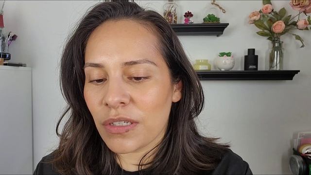 ?CHANEL BAUME ESSENTIEL PERLESCENT - MULTI USE GLOW STICK - SWATCHES AND REVIEW смотреть онлайн