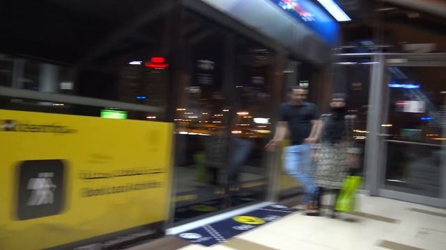 Поезда Метро в Дубаи Самый большой фонтан в мире BURJ KHALIFA Dubai | Day#1 смотреть онлайн