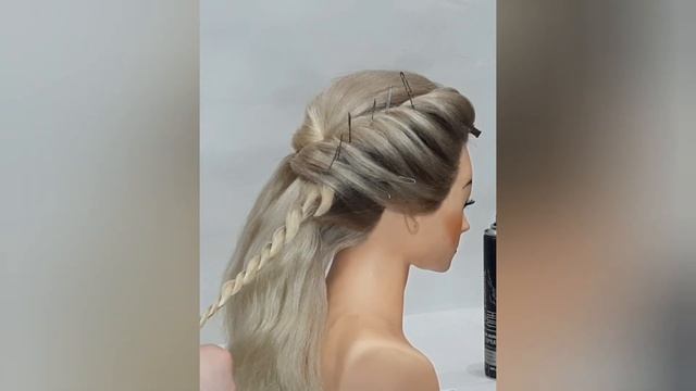 Прическа с новой техникой плетения /HAIRSTYLE WITH BRAIDING TECHNIQUE смотреть онлайн