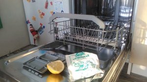 Чем заменить средства для посудомоечной машины