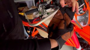 СЦЕПЛЕНИЕ станет ЛЕГКИМ⁉️?⚠️Установка МЕХАНИЗМА ЛЕГКОГО  выжима сцепы⚠️на мотоцикл Holeshot 300rm