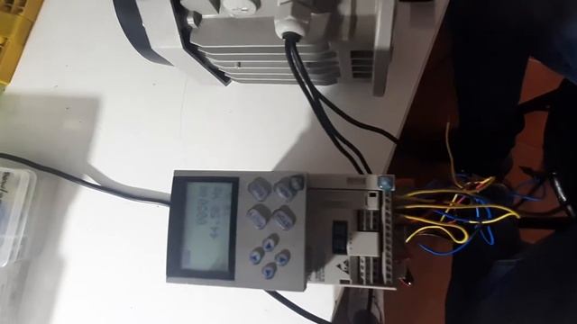 Variador Lenze 8200 смотреть онлайн