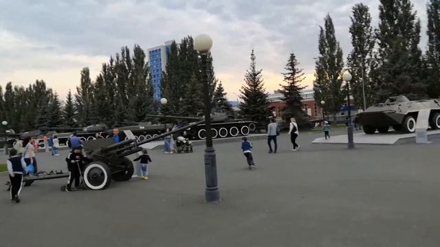 Куда сходить с детьми, а в особенности с мальчиками в Казани? Парк Победы в Казани. смотреть онлайн