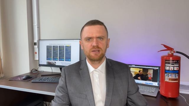 ⚡️ ИНСТРУКТАЖ ПО ЭЛЕКТРОБЕЗОПАСНОСТИ ДЛЯ НЕЭЛЕКТРОТЕХНИЧЕСКОГО ПЕРСОНАЛА (НОВЫЙ ПТЭЭПЭЭ 2023) смотреть онлайн