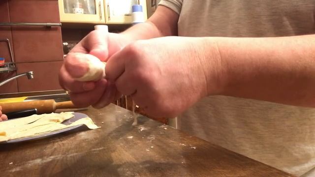 Сосиски в тесте. Очень просто! смотреть онлайн