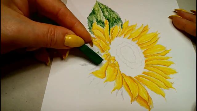 How To Paint A Sunflower With Inktense In Yellow смотреть онлайн
