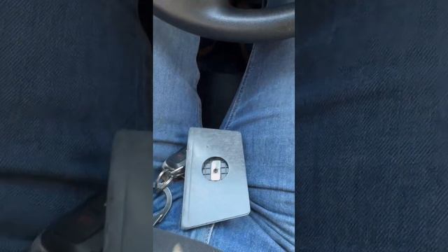 Apple Car play for any Vehicle! смотреть онлайн