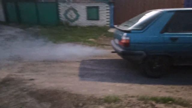 РЕНО 11 НЕ УХОДИТ . смотреть онлайн
