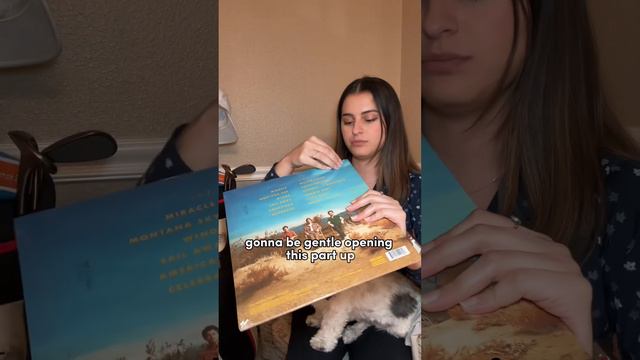 unboxing my signed Jonas Brothers poster (vinyl)! #jonasbrothers #thealbum #unboxing смотреть онлайн