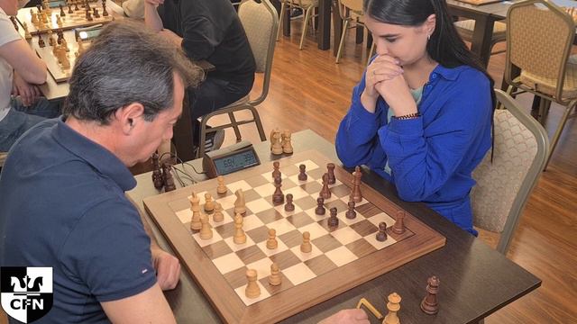 S. Mendosa (1202) vs D. Salimova (1478). Chess Fight Night. CFN. Blitz смотреть онлайн