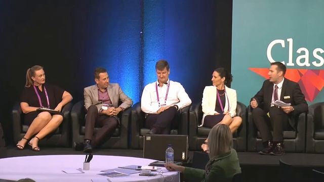 Future Schools 2017 Panel discussion How ICt leaders suport STEM educators and vice versa смотреть онлайн