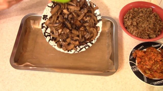 ПИРОГ- для семейных и праздничных обедов! С рисом, грибами и мясом. смотреть онлайн