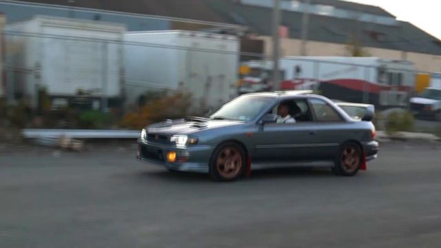 Subaru Impreza GC8 | Midnight Fun смотреть онлайн