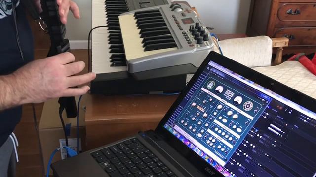 Jamuary #9 (EVI-NER longer keyboard demo) смотреть онлайн