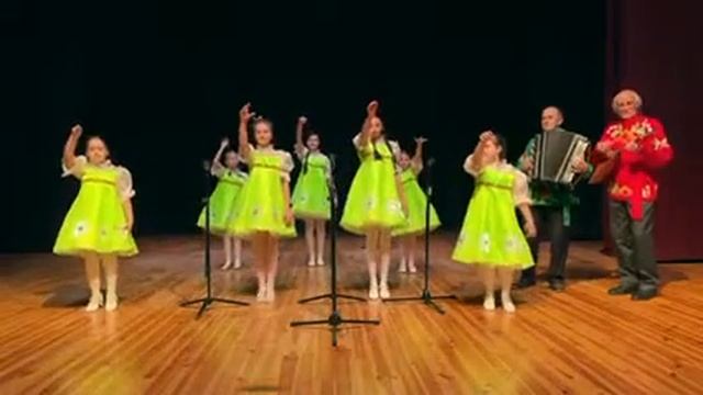 ой сад во дваре смотреть онлайн