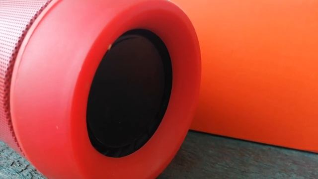 OБЗОР И БАСС ТЕСТ КОЛОНОК JBL! 2 КИТАЙЦА VS ОРИГИНАЛА смотреть онлайн