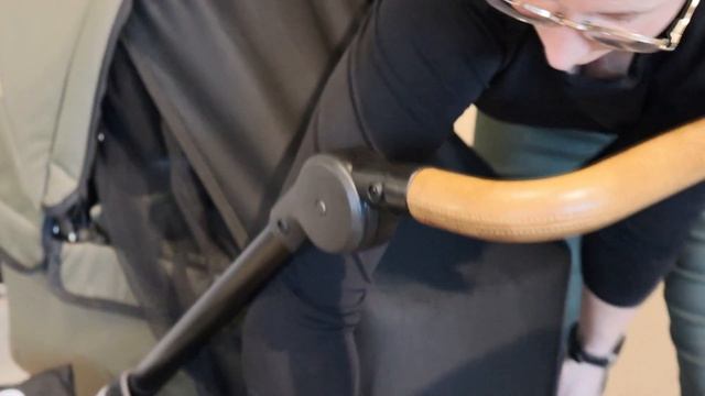 Emmaljunga NXT solskydd/myggnät смотреть онлайн