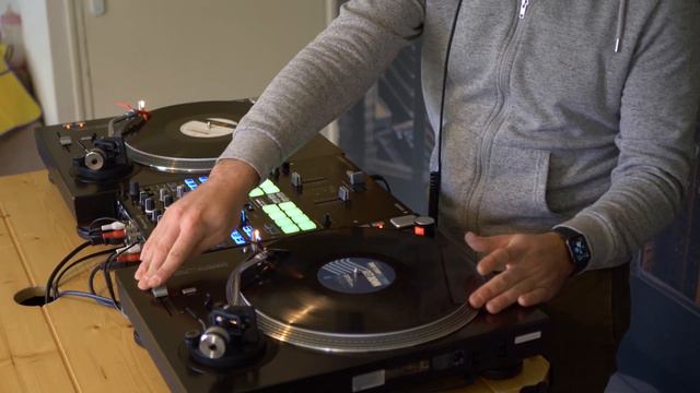 Classic House Music // Vinyls DJ Set // Only Vinyls (2022)