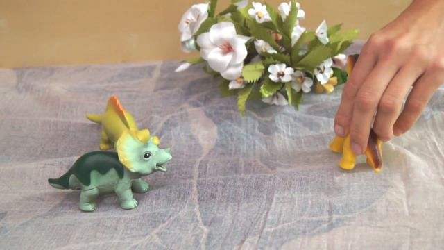 Динозавры и драконы. Драконы похищают драгоценные камни. Видео игрушки